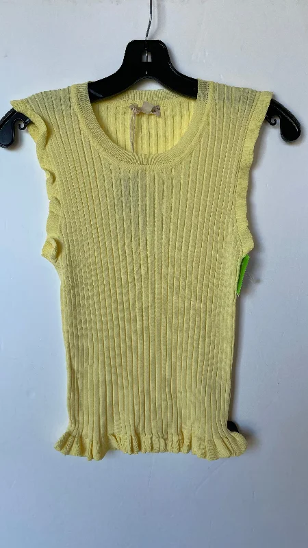 Top Sleeveless By Hem & Thread In Yellow, Size: L